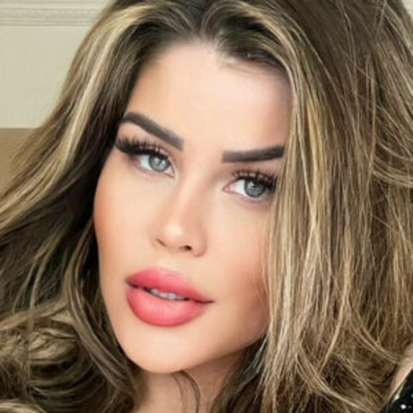 Tais Lambertini pretty model pictures