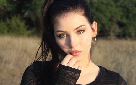 katyakittyxo perfect actress image