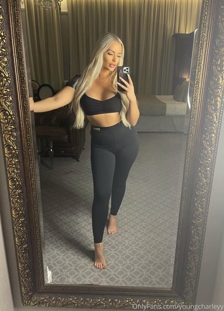 youngcharleyy xxx model galleries