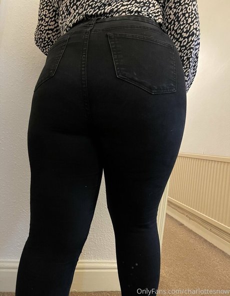 charlottesnow sex pornstar picture