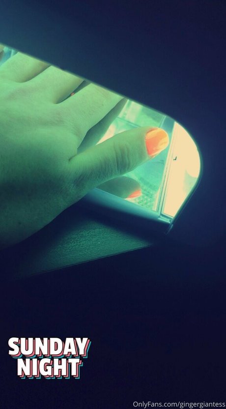 gingergiantess star hot gallery