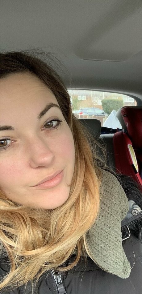 sophiaknight model nudes archive