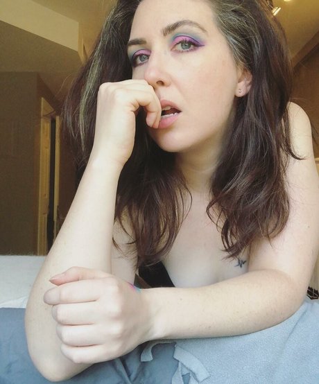 Viola Volta pornstar naked pics