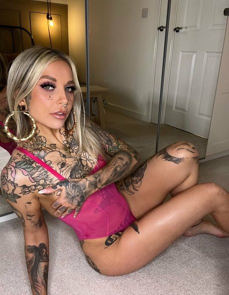 Shannon Love Profile pic