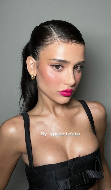 Livia Nunes Marques free actress archive