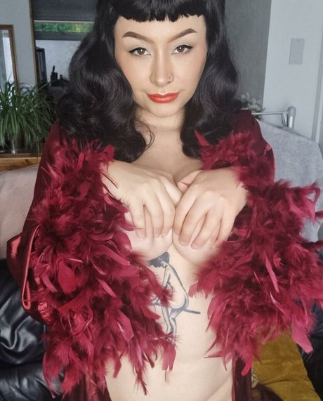 xalexaddams nice model img