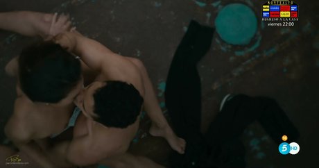 Nona Sobo top star gallery