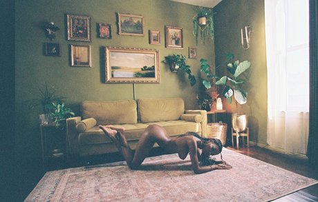 Luci Lane free model photos