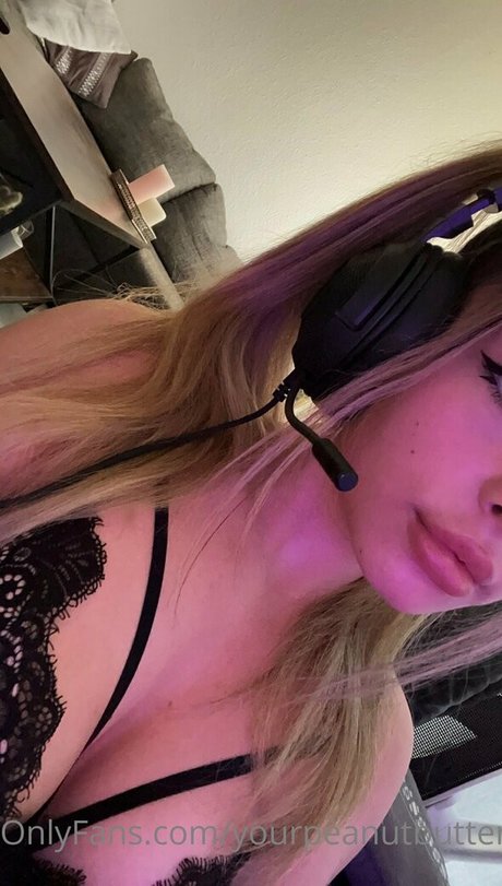 yourpeanutbuttercup sexy actress gallery