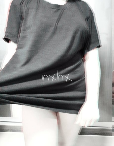 nxhxxx model hot photos
