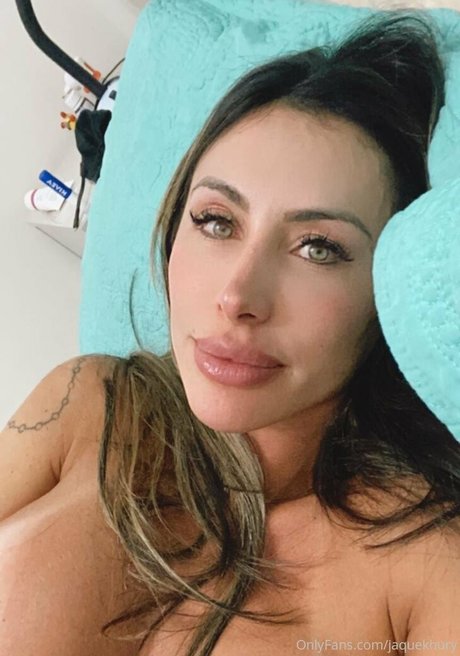 Jaque Khury star pretty picture