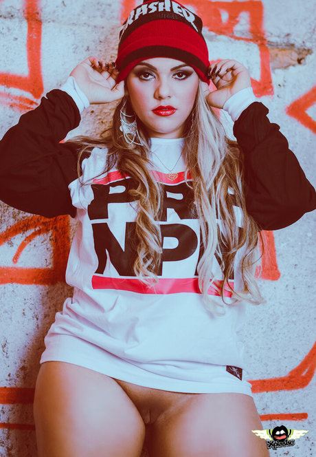 Carine Ivankio beautiful star archive