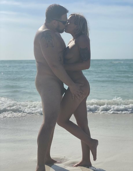 wickedolivia pretty pornstar pic