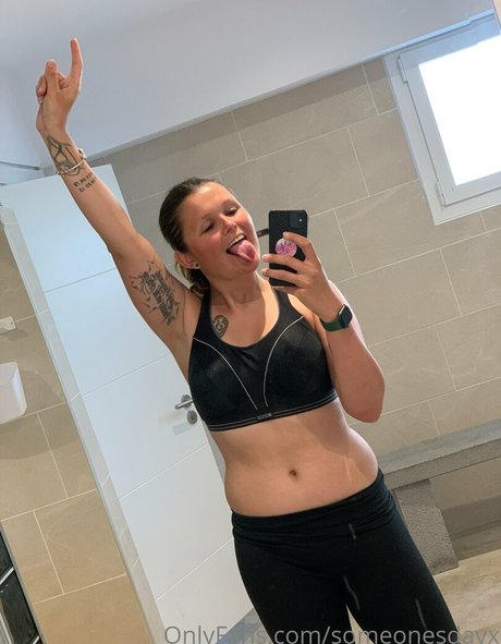 someonesdayx model hd image