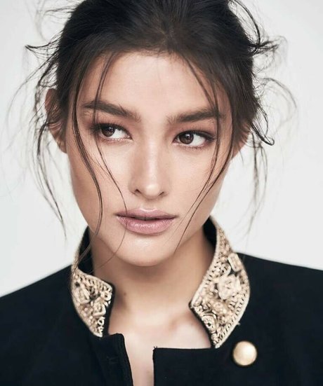Liza Soberano sexy model photos