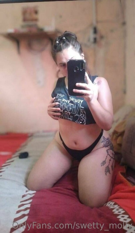 swetty molly free model pics