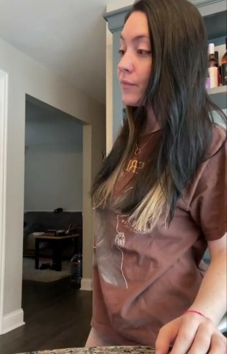 Awakeproductions pretty pornstar image