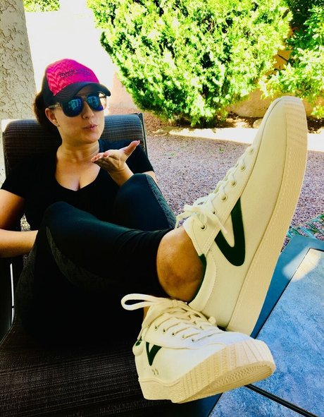 toridanyels adult model pics