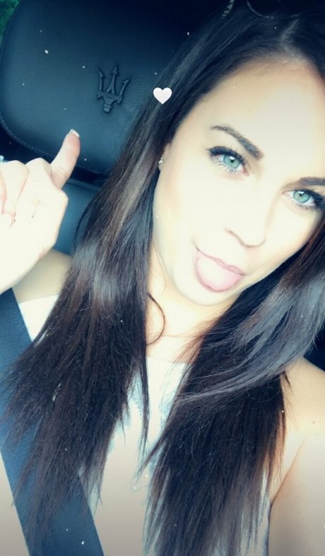 toridanyels nude model pic