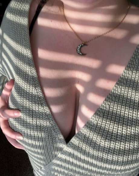 peachyyysyd free actress photos