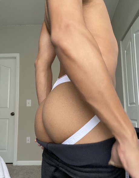 nsfwtwinx hot model archive