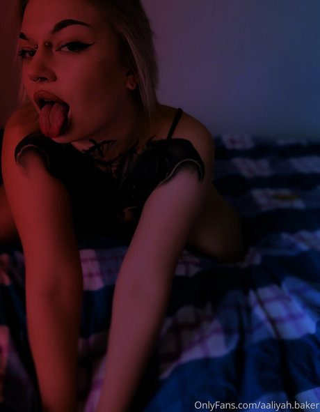 bat gyal model exclusive galleries