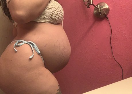 ajuicyk pretty pornstar picture