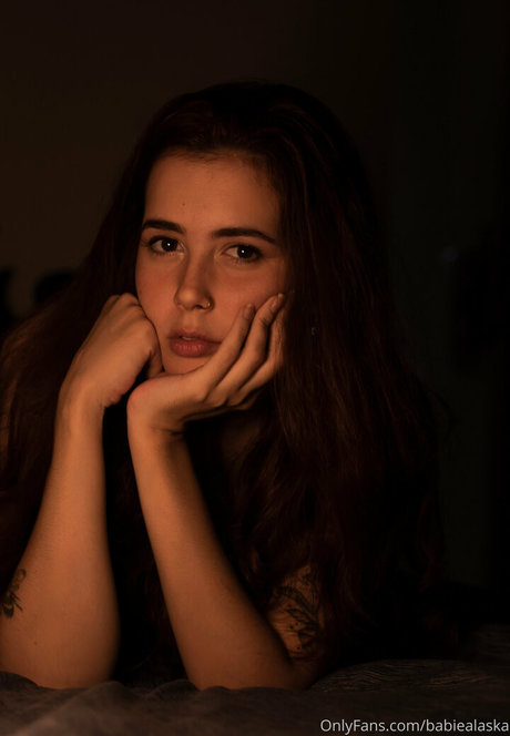 babiealaska high quality actress picture