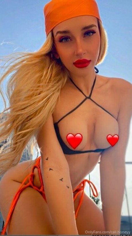cali honeyy adult model pics
