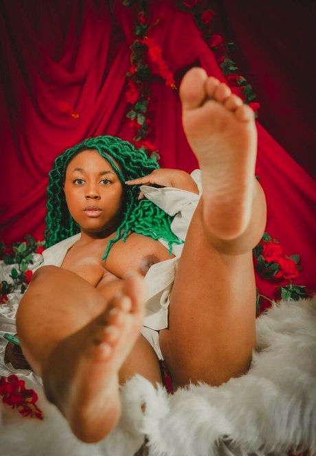 Saraiyuu actress galleries