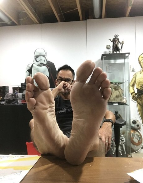 barefeeticus xxx star img