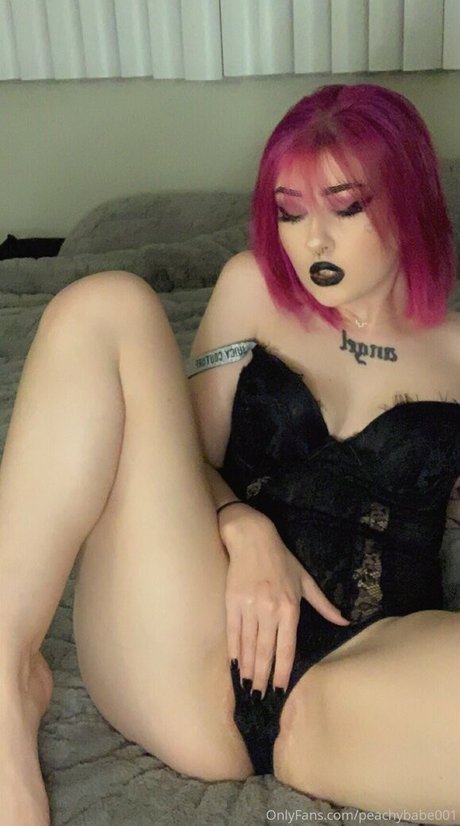 peachybabe001 beautiful actress pics