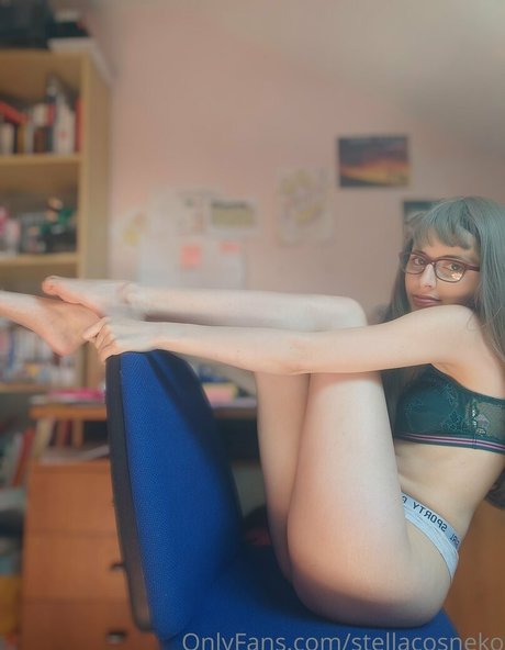 stellacosneko pornstar adult photo