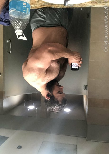 beefybull porn model gallery