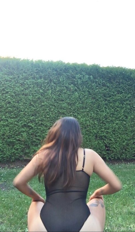 varbievi erotic model gallery