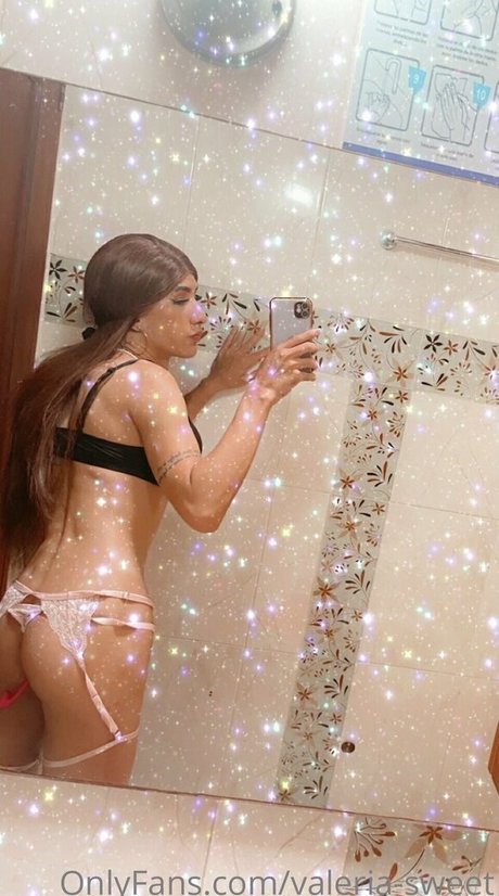 cheerleader nude onlyfans top gallery