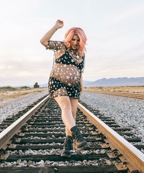 Mr Kate porn model photos