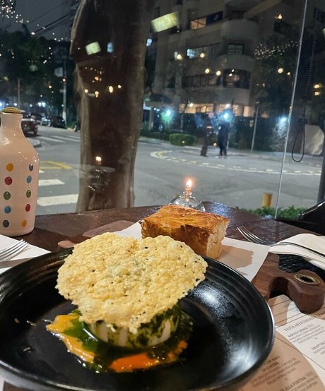 Vivi Marcon exclusive star image