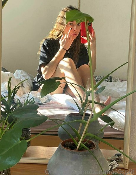 black hair milf onlyfans sexy nudes photos