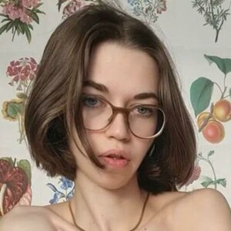 Kim Baltes model pornographic gallery