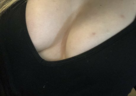 tittytata star erotic archive