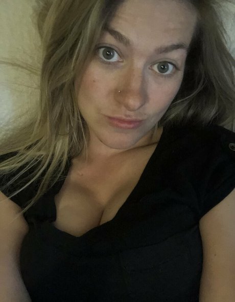 tittytata adult star img