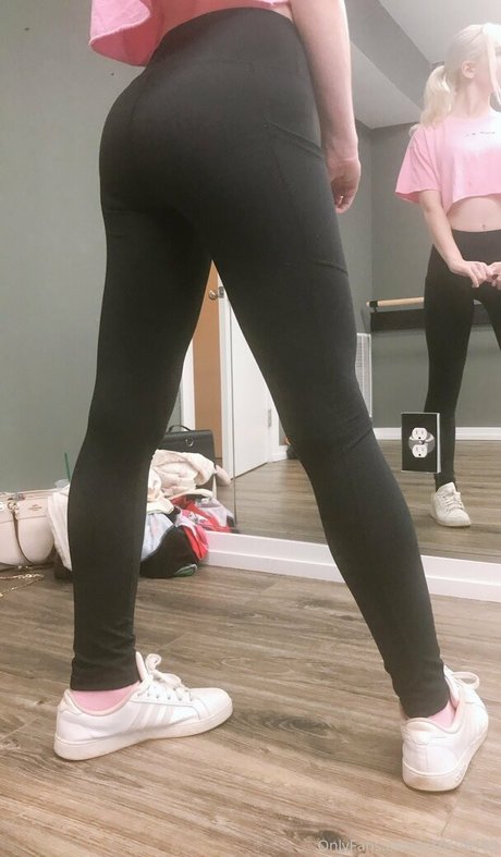 renbunni sex model pics