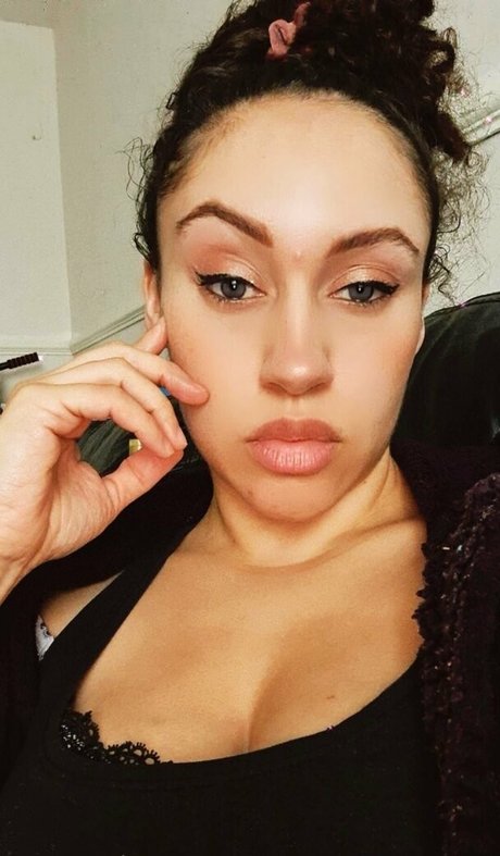 xprettyx20 art actress galleries