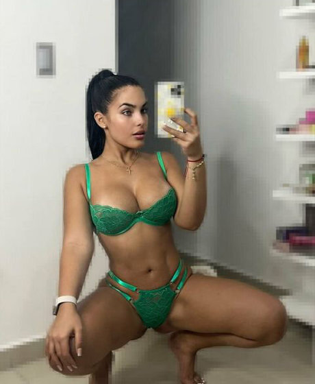 Yeimmyicial star sex gallery