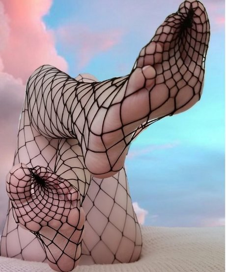 doveylovesfeet beautiful star gallery