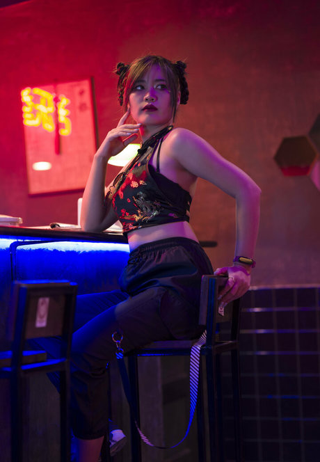 ai suru69 erotic star pic