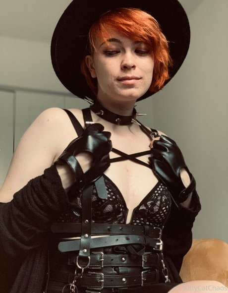 naughtylittlekitten93 high quality pornstar pic