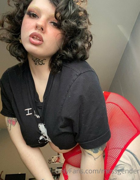 messgender best actress photos