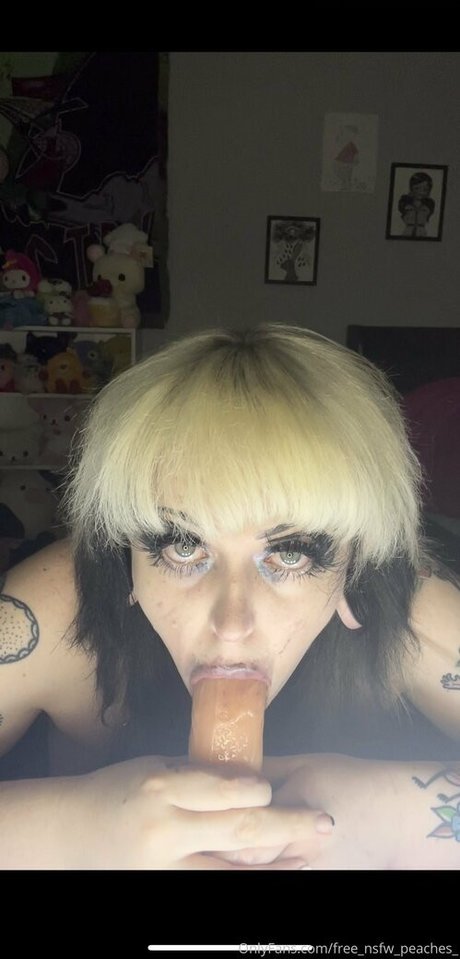 free nsfw peaches_ perfect star pic